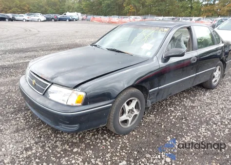 1998 Toyota Avalon Xl z USA, uszkodzony, nr VIN 4T1BF18BXWU247090